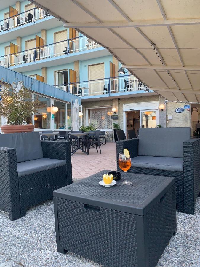 Hotel Svizzera 아르마 디 타지아 외부 사진